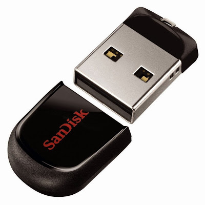 Small USB flash drive